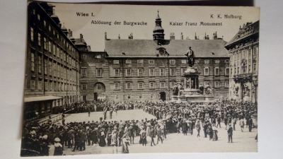 Wien - Ablösung der Burgwache a Kaiser Franz Monument