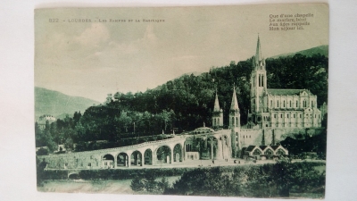 Lourdes – Les Rampes et la Basiliqum