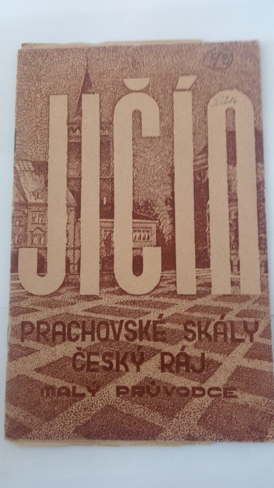 Jičín – Prachovské skály