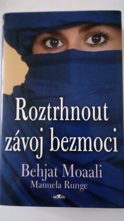 Roztrhnout závoj bezmoci