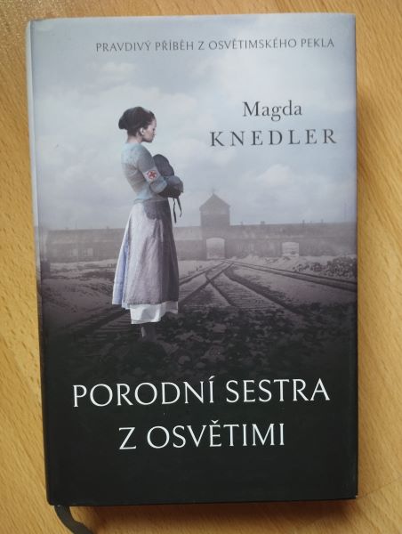 Porodní sestra z Osvětimi