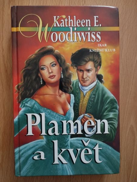 Plamen a květ