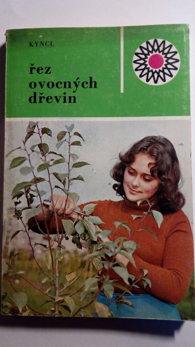 Řez ovocných dřevin
