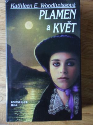 Plamen a květ