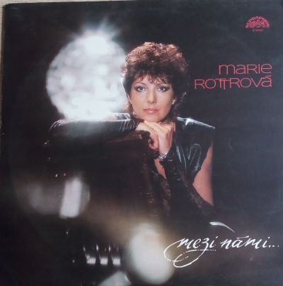 Marie Rottrová – Mezi námi …