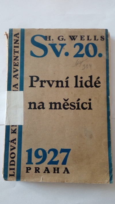 První lidé na měsíci