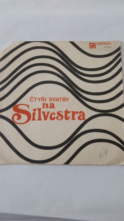 Čtyři svatby na silvestra