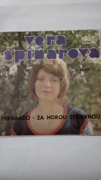 Fernando / Za horou stříbrnou
