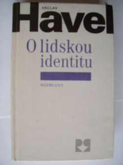 O lidskou identitu