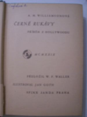 Černé rukávy