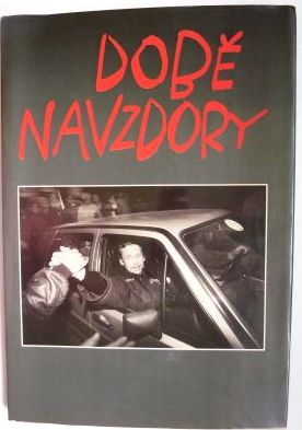 Době navzdory