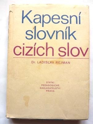 Kapesní slovník cizích slov