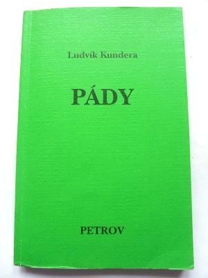 Pády