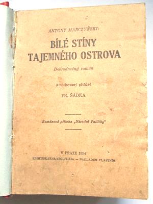 Bílé stíny tajemného ostrova