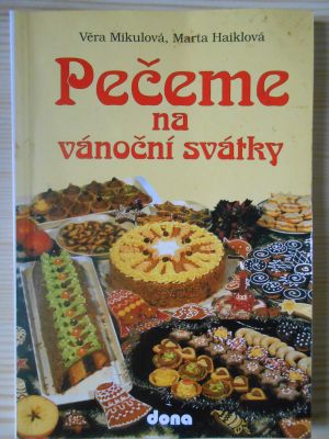 Pečeme na vánoční svátky
