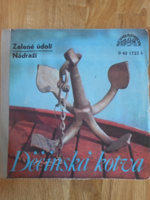 Zelené údolí + Nádraží