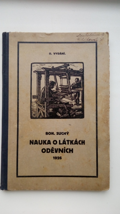 Nauka o látkách oděvních