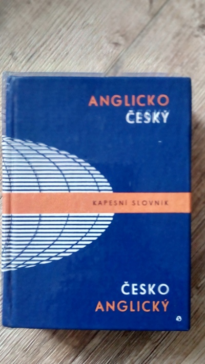 Anglicko-český a česko-anglický kapesní slovník
