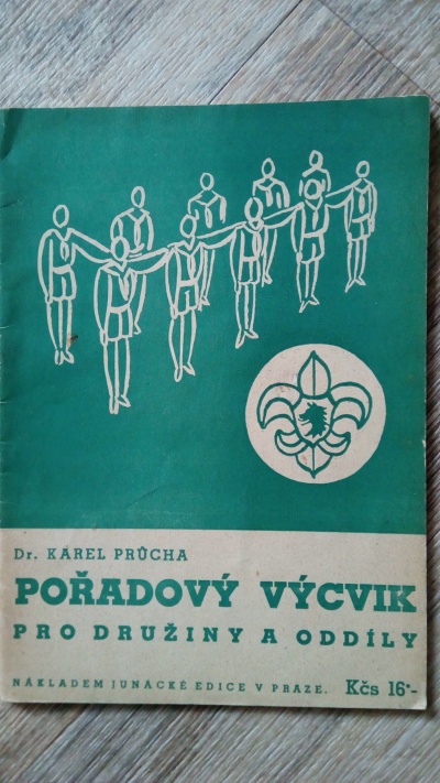 Pořadový výcvik pro družiny a oddíly
