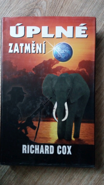 Úplné zatmění
