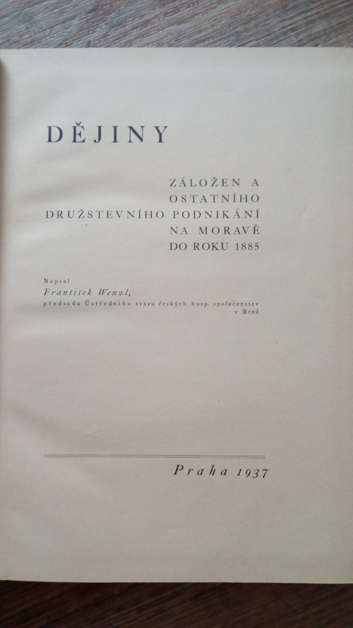 Dějiny záložen