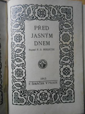 Před jasným dnem