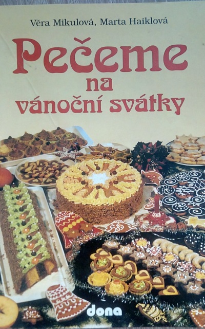 Pečeme na vánoční svátky