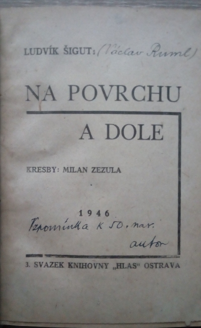 Na povrchu a dole