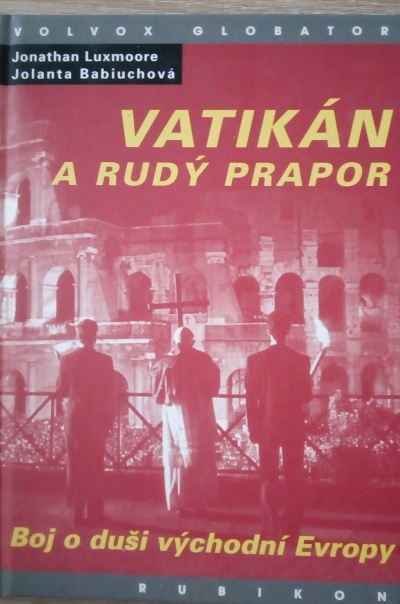 Vatikán a rudý prapor