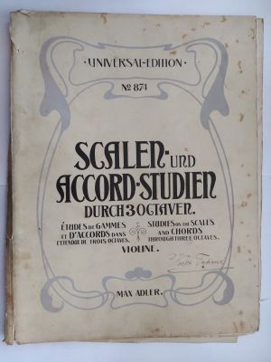 Scaler-und Accord-Studien durch 3 octaven