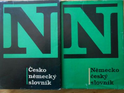 Česko-německý a německo-český slovník