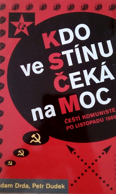Kdo ve stínu čeká na moc