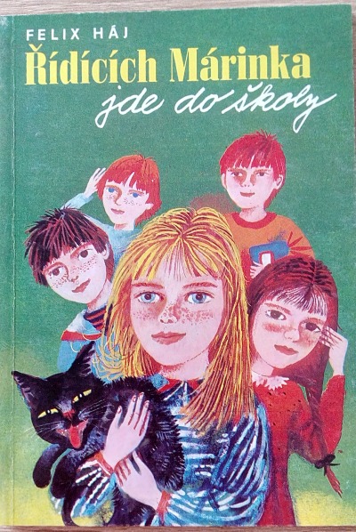 Řídících Márinka jde do školy