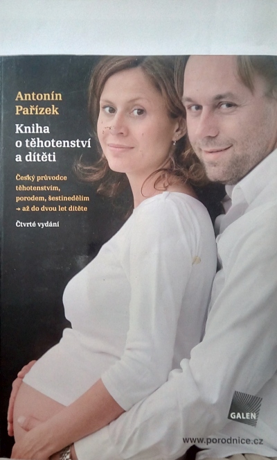 Kniha o těhotenství a dítěti