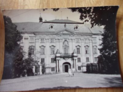 Bruntál - vstupní průčelí zámku