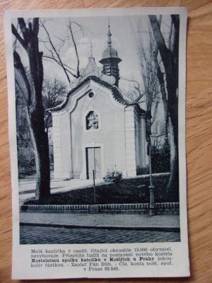 Malá kaplička v osadě