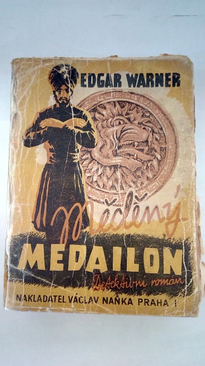 Měděný medailon