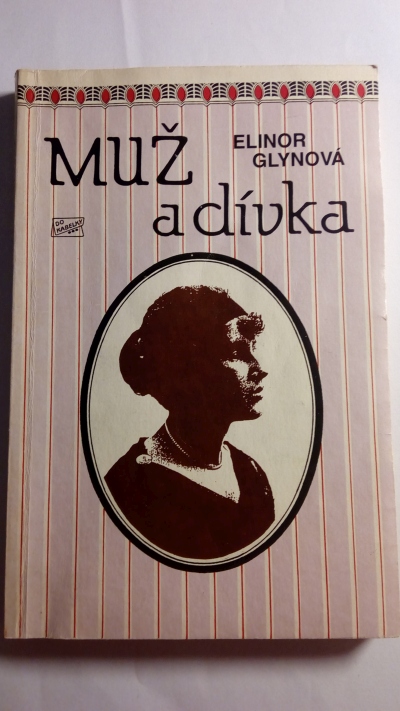 Muž a dívka