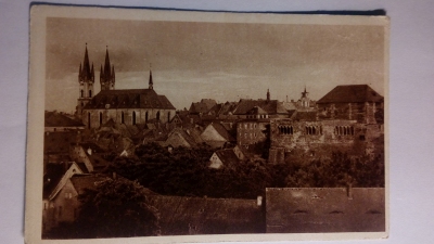 Eger - Gesamtansicht mit Erzdekanalkirche