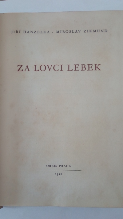 Za lovci lebek