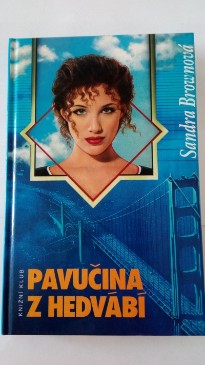 Pavučina z hedvábí